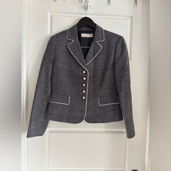 Vintage Tahari Silk Blend Blazer | White Piping | Grey Fully Lined | Size 6–8 - Picture 2 of 8